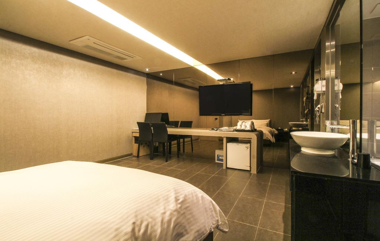 Haeundae Yeoubi Hotel Busan Esterno foto